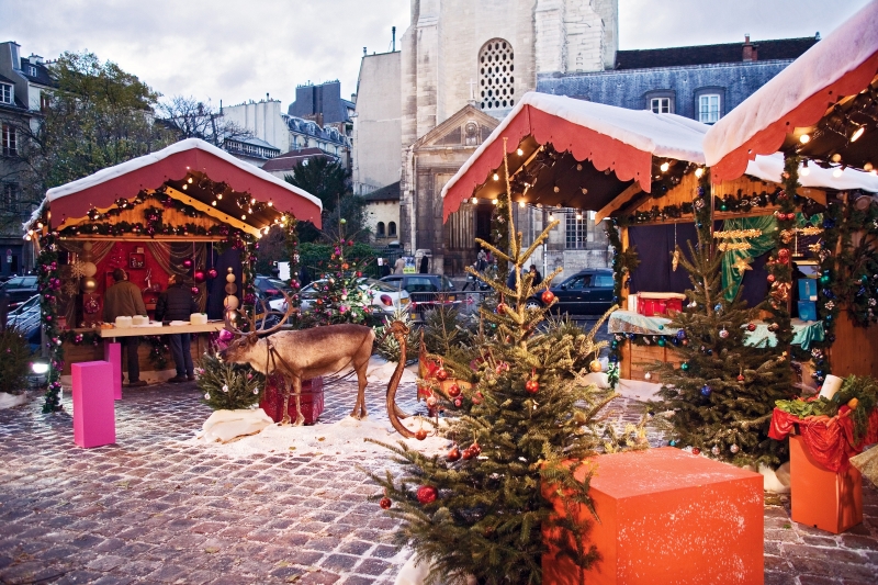 The Magic of Christmas in Paris